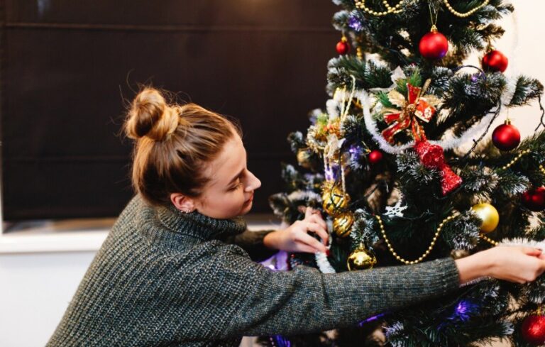  Blending Old and New for a Timeless Christmas