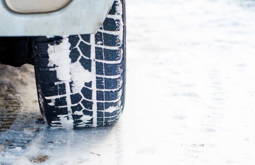  Your Guide to Winter Tires for Safer Snowy Roads
