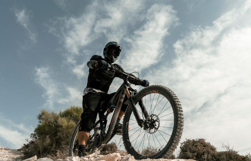A Guide to Choosing the Perfect Adult Mountain Bike