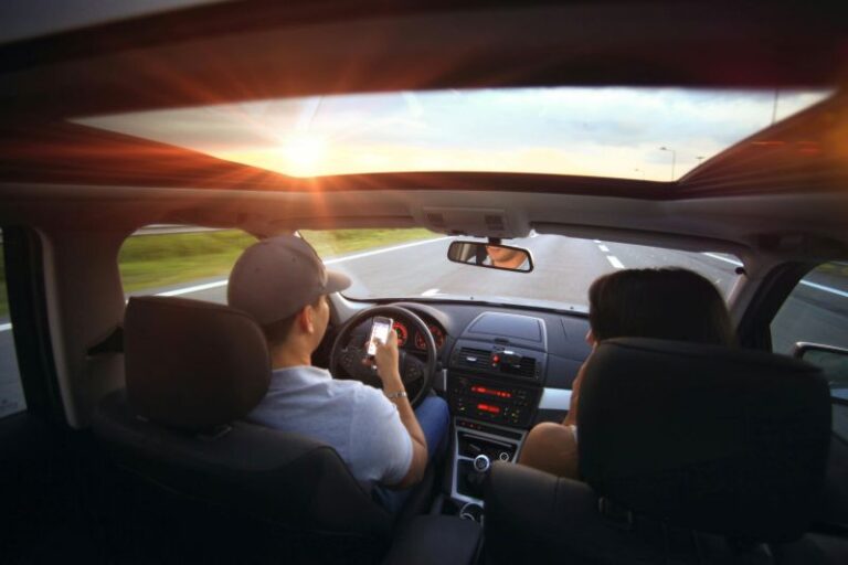 Understanding Texting and Driving Crashes and Lawsuits