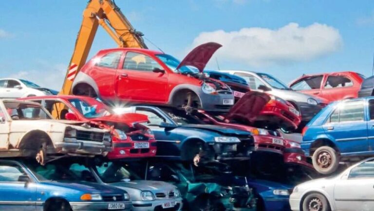 Guide to Choosing Nissan Wreckers for Better Car Value