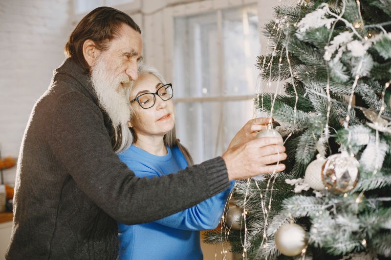 Holiday Survival Guide for Caregivers: 7 Tips to Navigate