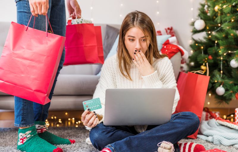 How AI is Your Secret Helper in Holiday Shopping