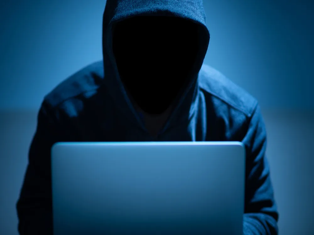 How to Avoid Investment and Currency Scams in Canada