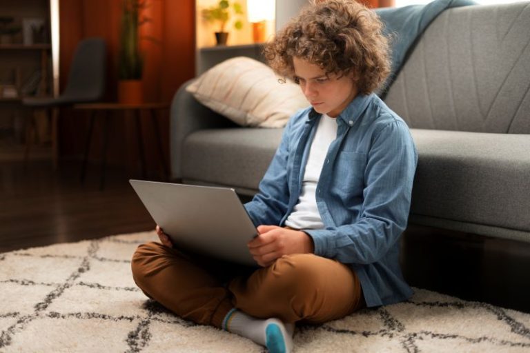 ChatGPT and Your Kids: 5 Key Risks Parents Needs to Know