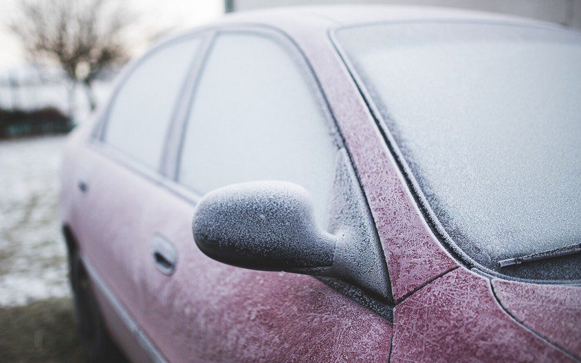 Safe Methods to Remove Ice from Your Windshield