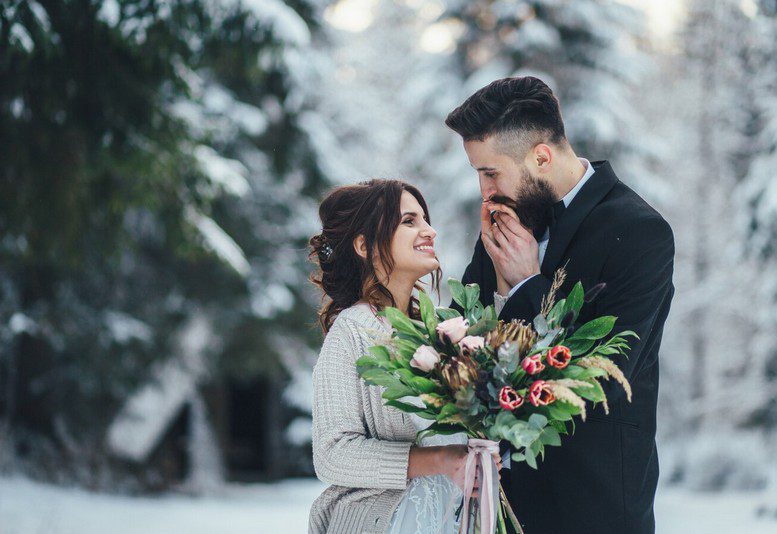 How to Have an Outside Wedding Event in Winter winter