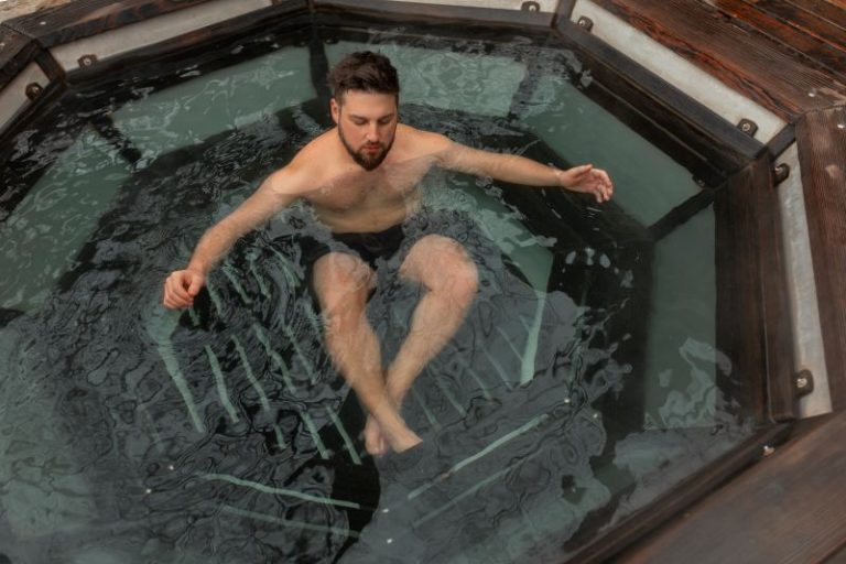 Cold Plunge Tubs