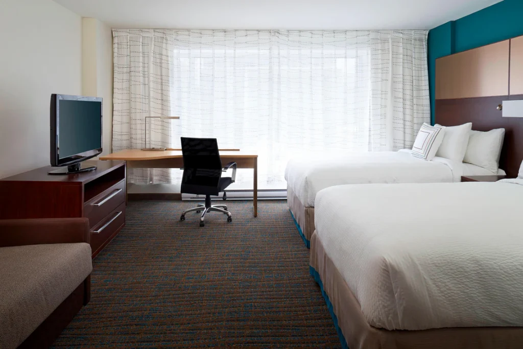 How to Book Cheap Hotels: A Smart Traveler’s Guide How to Book Cheap Hotels: A Smart Traveler’s Guide