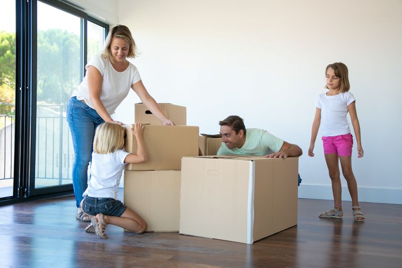 Moving Into a New House? Here's How to Settle In