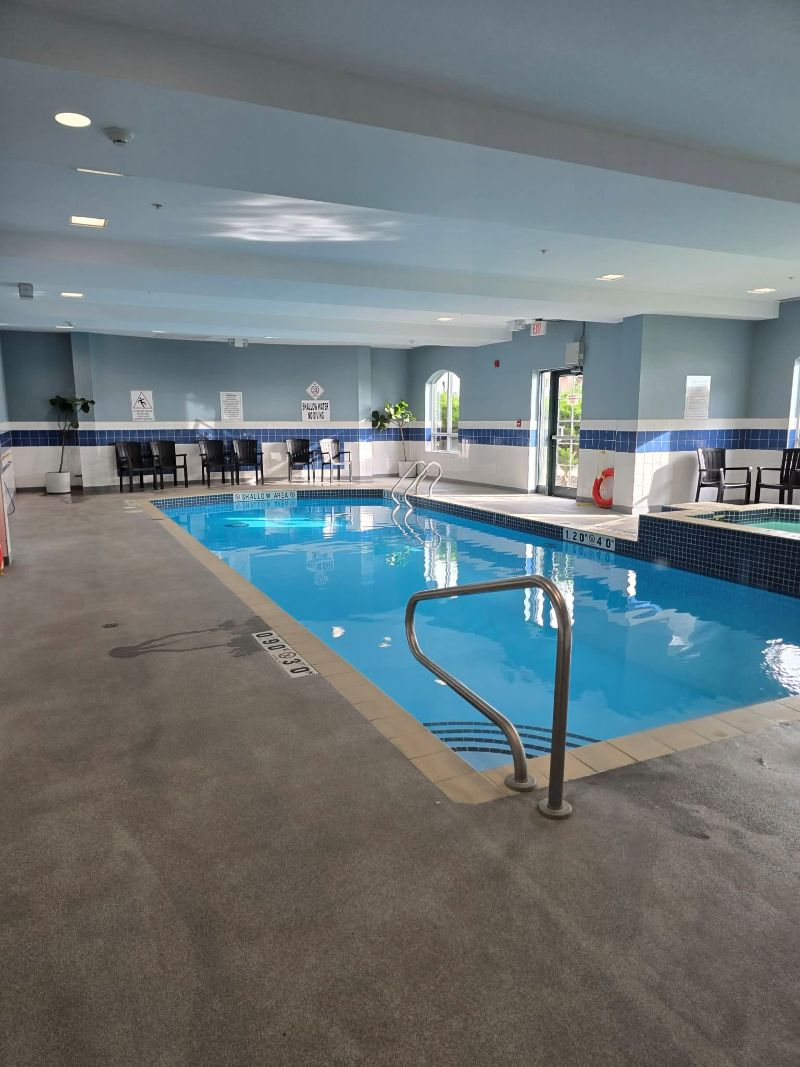 Holiday Inn Express & Suites Belleville: Accessible Stay Holiday Inn Express & Suites Belleville: Accessible Stay