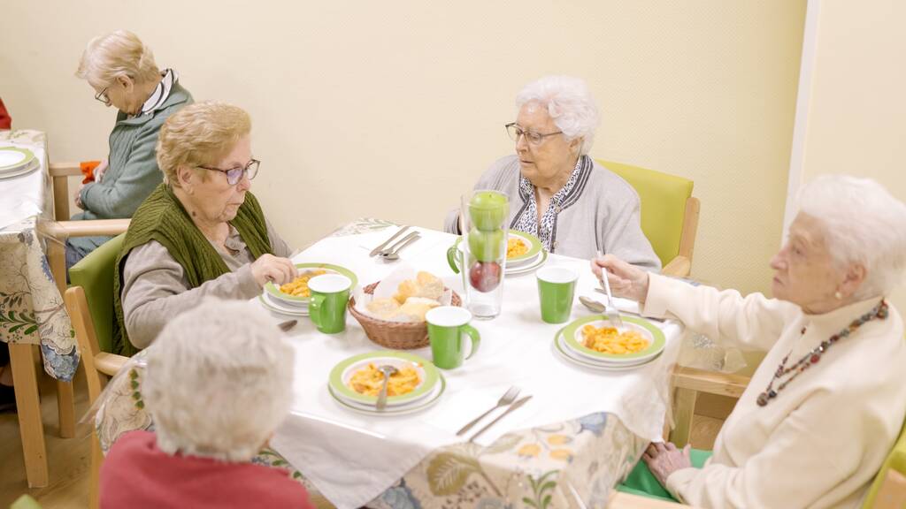 retirement community retirement community