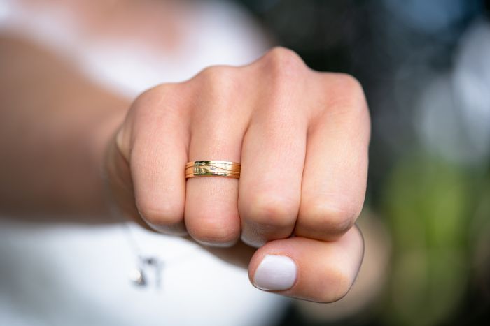 Wedding Bands for Women: The Complete Guide