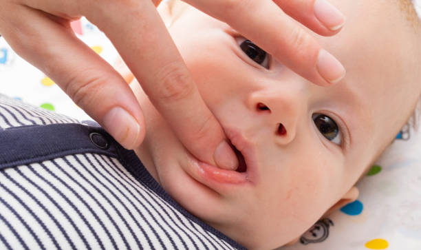 Baby Teething Guide: Tips for Helping your Teething Baby