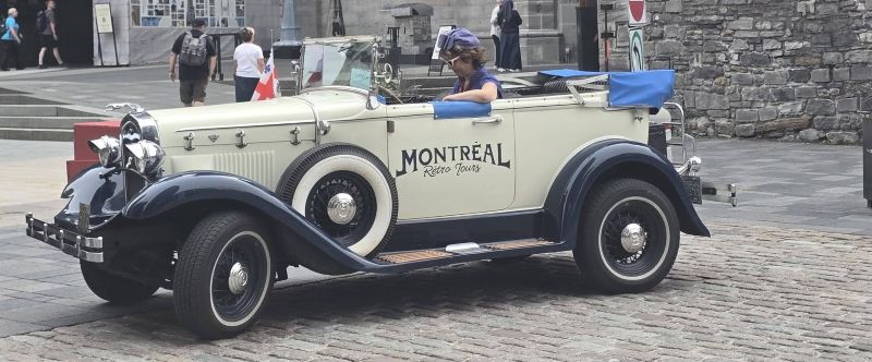 guided tour through Old Montréal