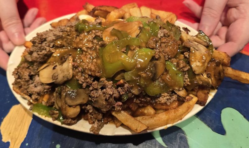 La Banquise: A Montreal Poutine Experience That Surprised Me La Banquise: A Montreal Poutine Experience That Surprised Me