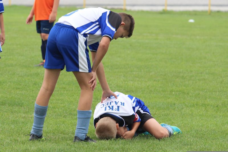 Helping Your Child Navigate a Sporting Injury